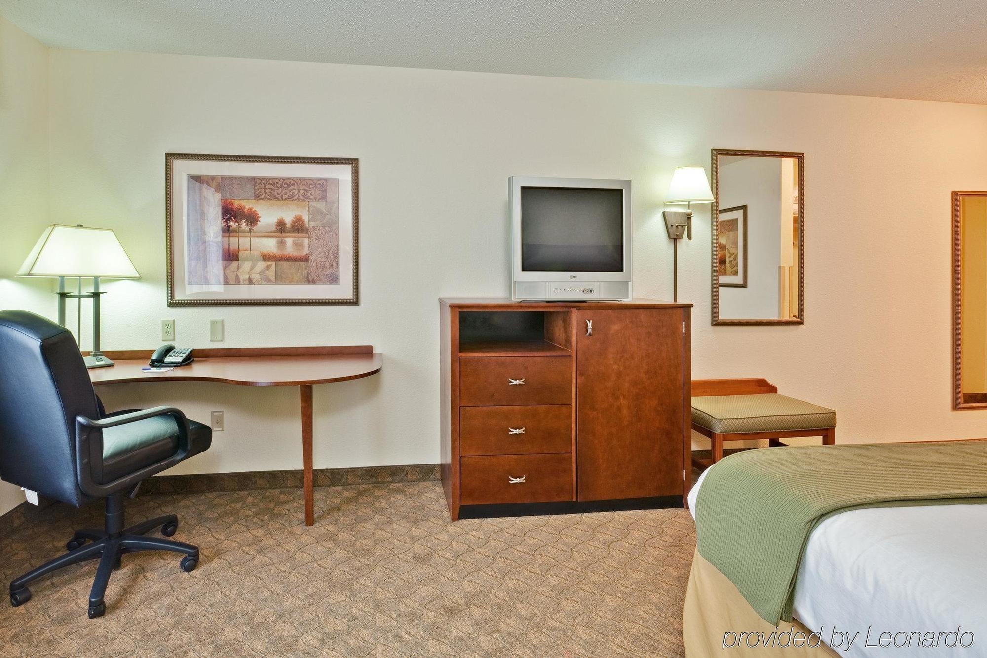 Holiday Inn Express & Suites Sparta Quarto foto